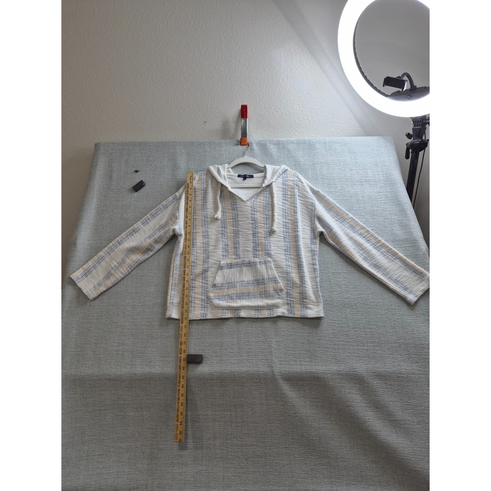 Ocean Drive Hoodie Womens Medium‎ Beige Multi Vertical Striped V Neck Beach Wear